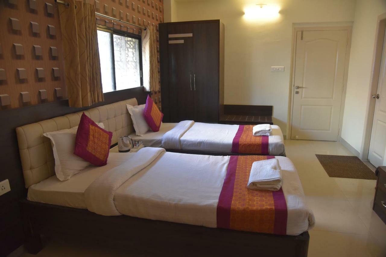 Ganga Darshanam Guesthouse At Dashashwamedh Ghat Varanasi Dış mekan fotoğraf